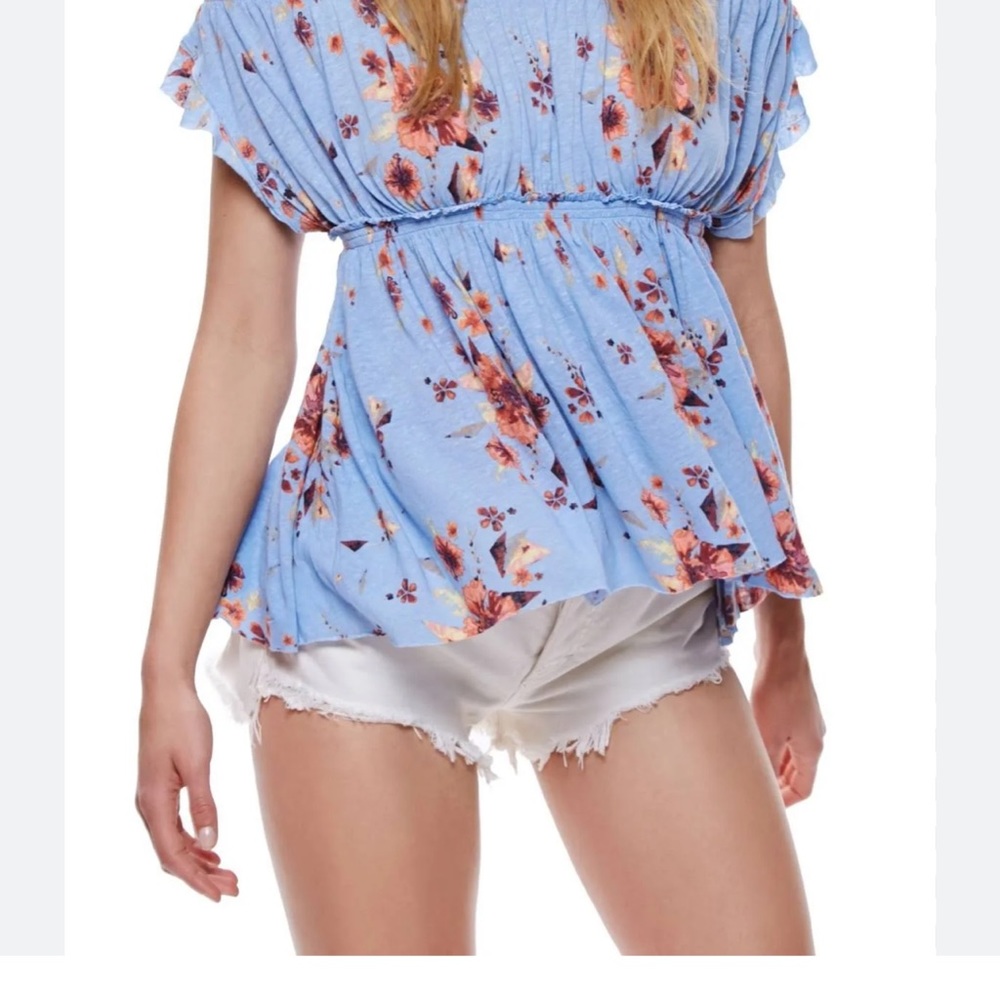 Free People Sam Off the Shoulder top!